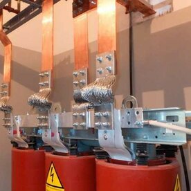 High voltage circuit breakers